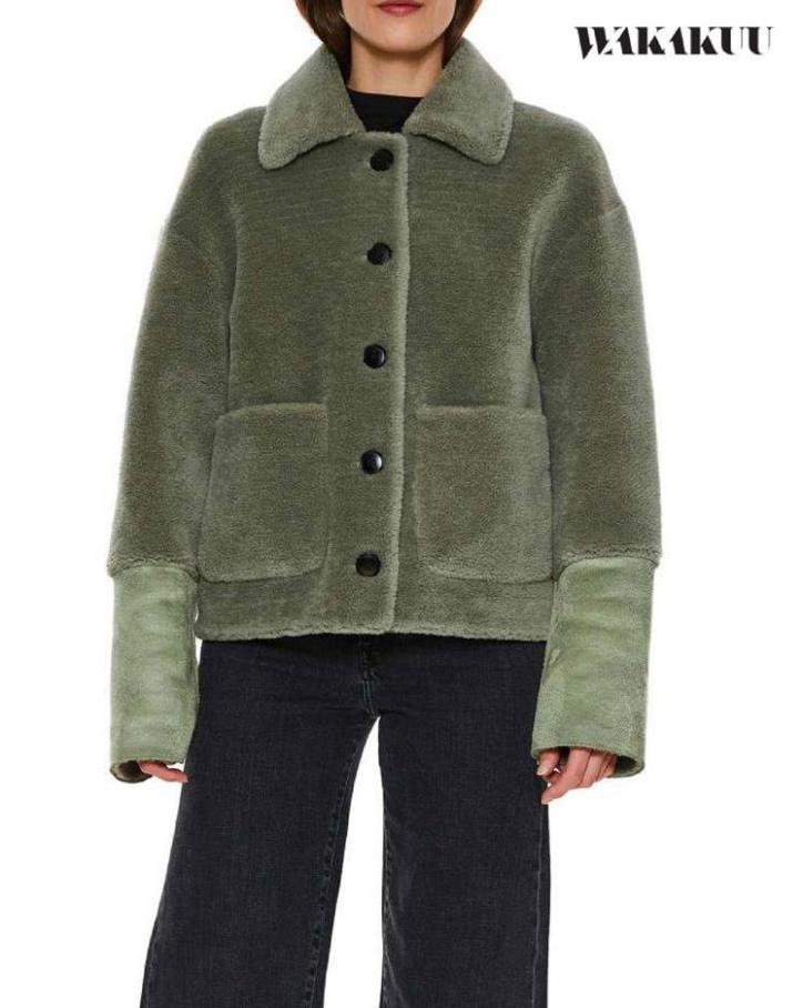 Jackets & coats . Wakakuu (2020-04-12-2020-04-12)