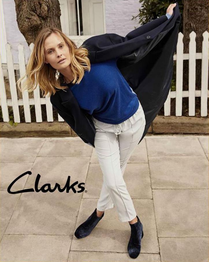 Lookbook woman . Clarks (2020-04-12-2020-04-12)