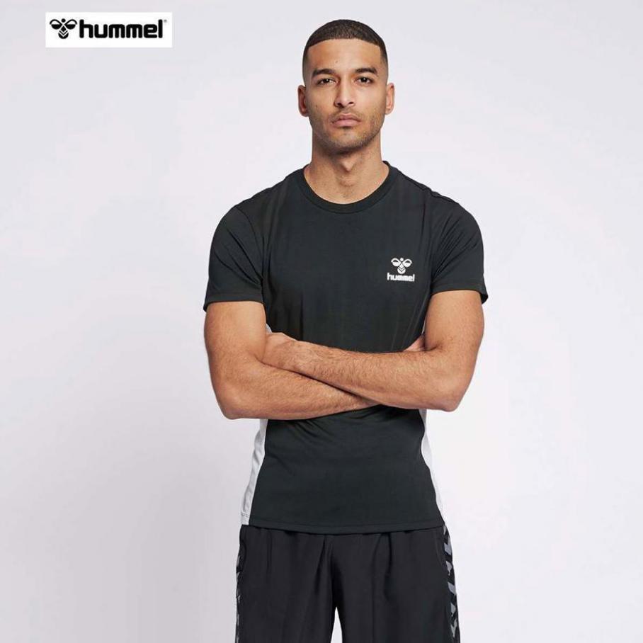 Sport style man . Hummel (2020-05-20-2020-05-20)