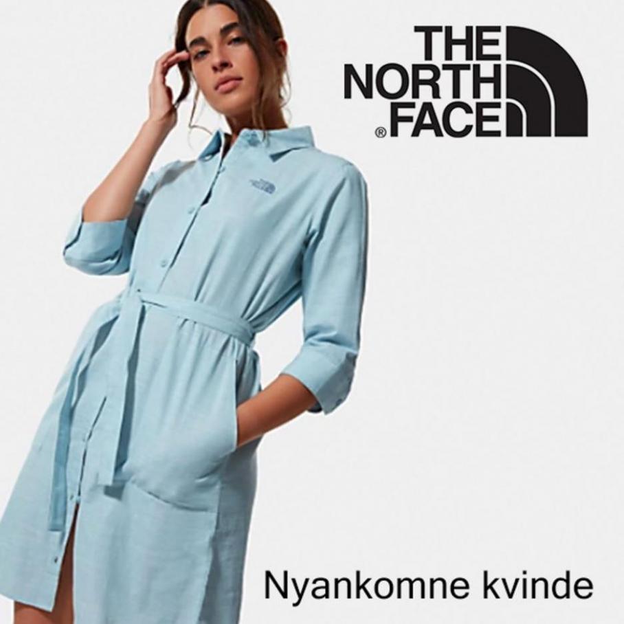 Nyankomne kvinde . The North Face (2021-04-26-2021-04-26)