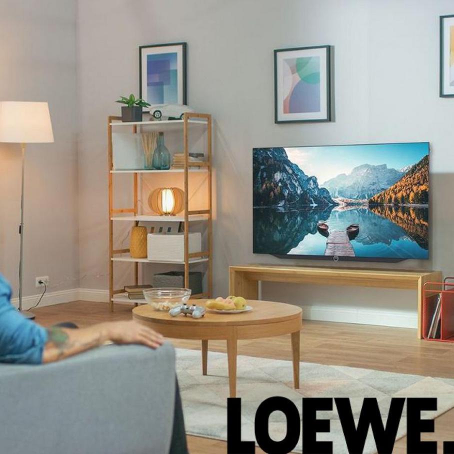 LookBook . Loewe TV (2021-04-11-2021-04-11)