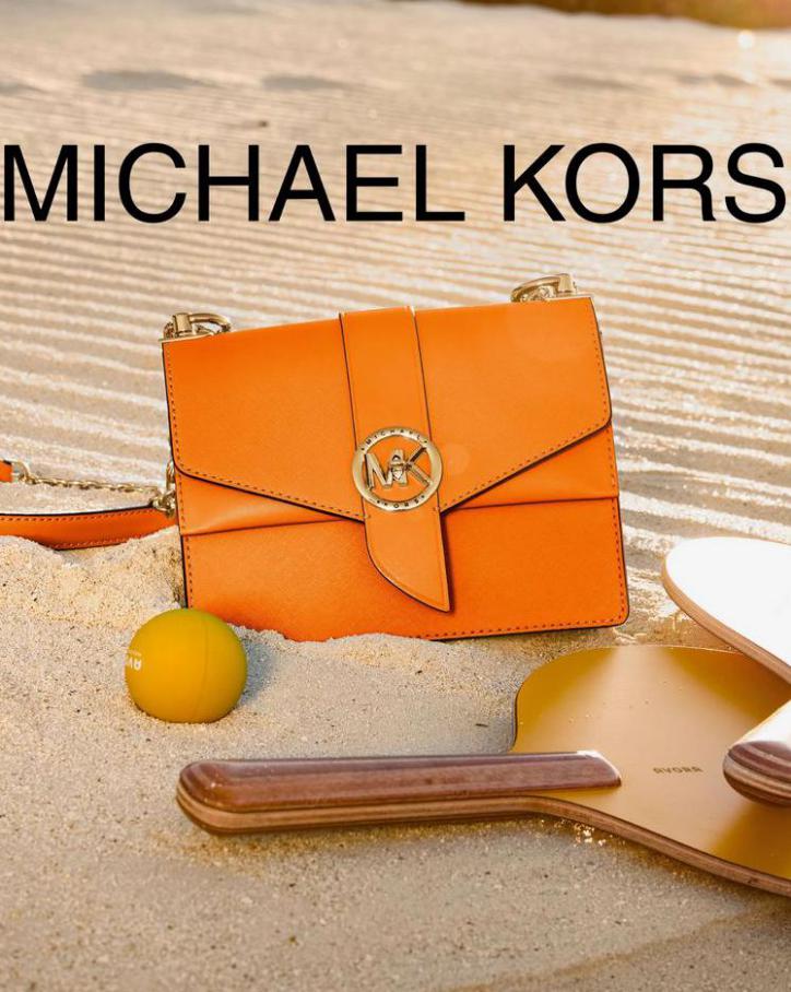 Michael Kors LookBook. Michael Kors (2021-07-30-2021-07-30)