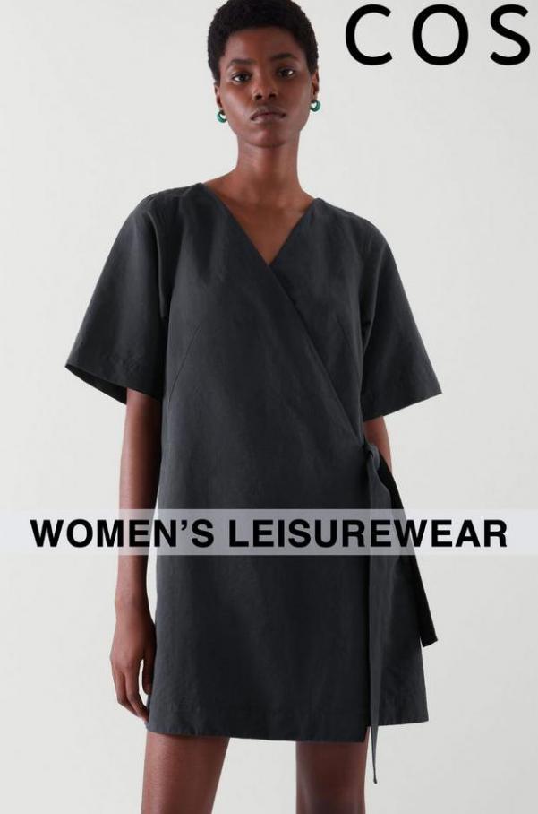 Women’s Leisurewear. COS (2021-07-30-2021-07-30)