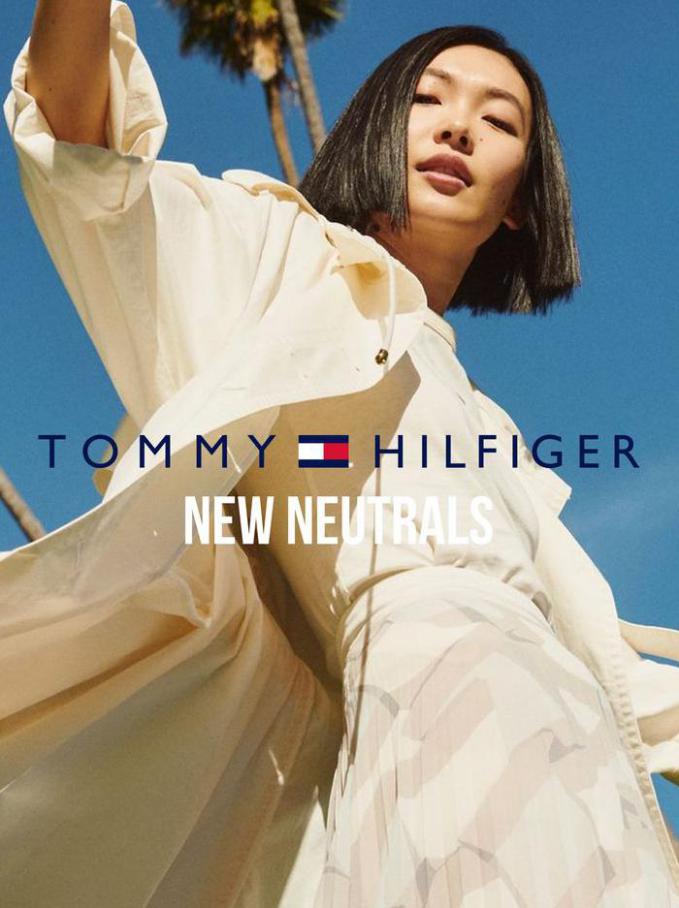 New Neutrals. Tommy Hilfiger (2021-09-01-2021-09-01)