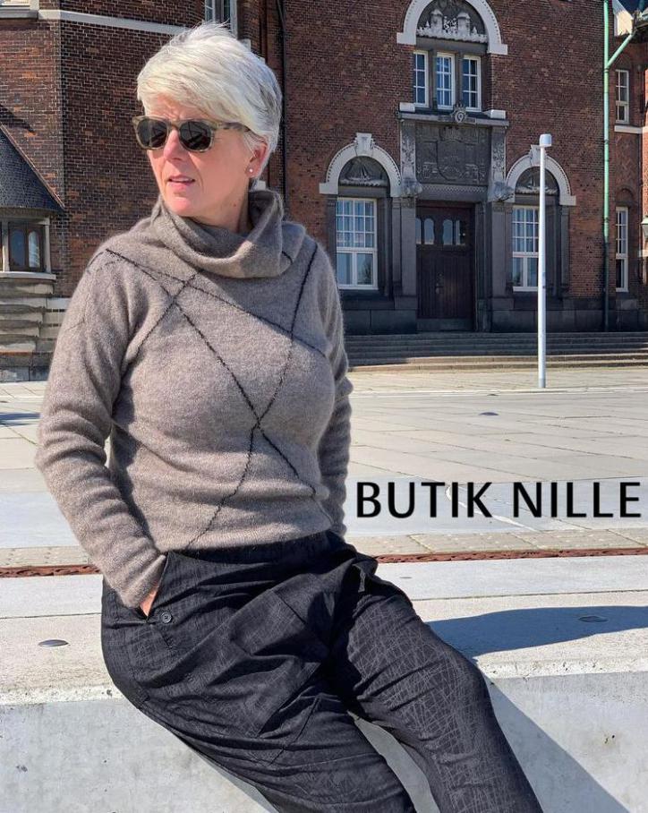 New Collection. Butiknille (2021-10-23-2021-10-23)