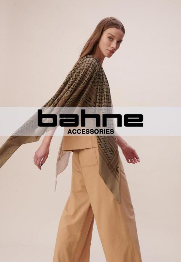 Accessories. Bahne (2022-04-28-2022-04-28)