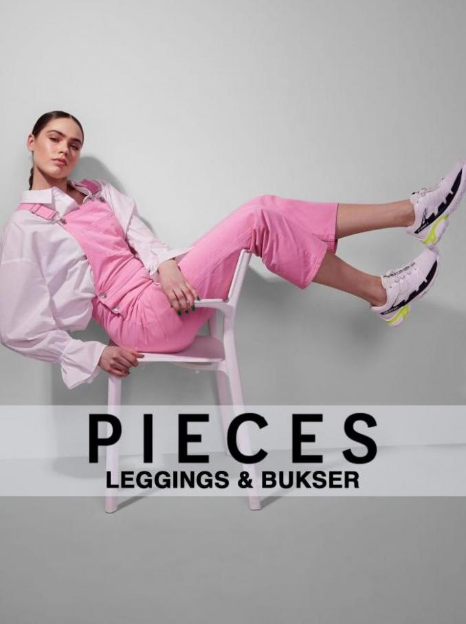 Leggings & Bukser. Pieces (2022-08-05-2022-08-05)